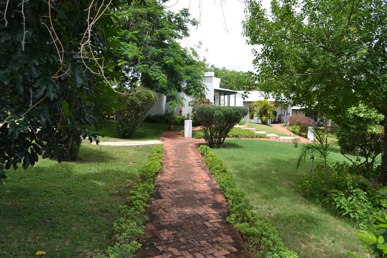 Tambuti Lodge Rundu Εξωτερικό φωτογραφία