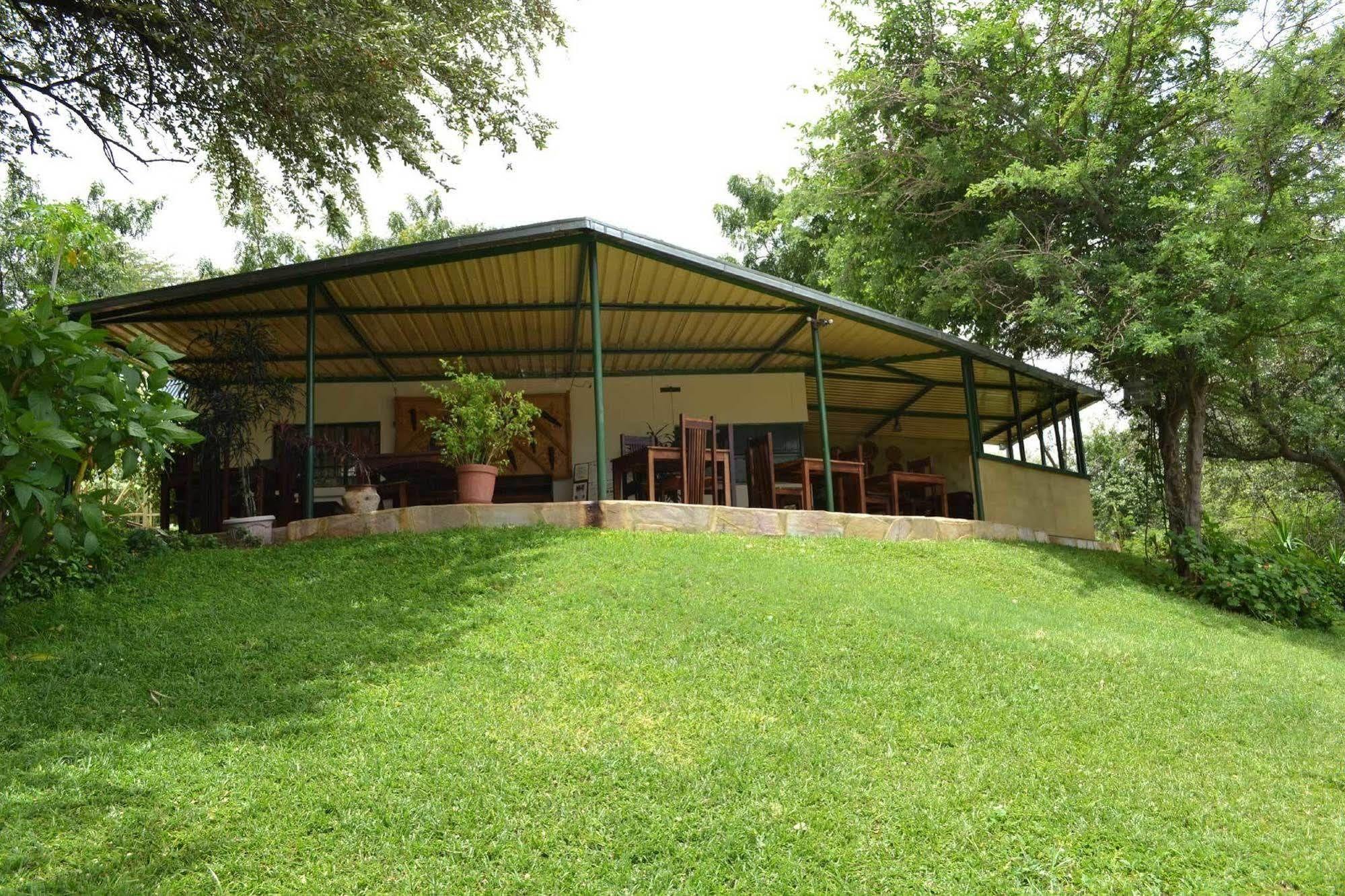 Tambuti Lodge Rundu Εξωτερικό φωτογραφία