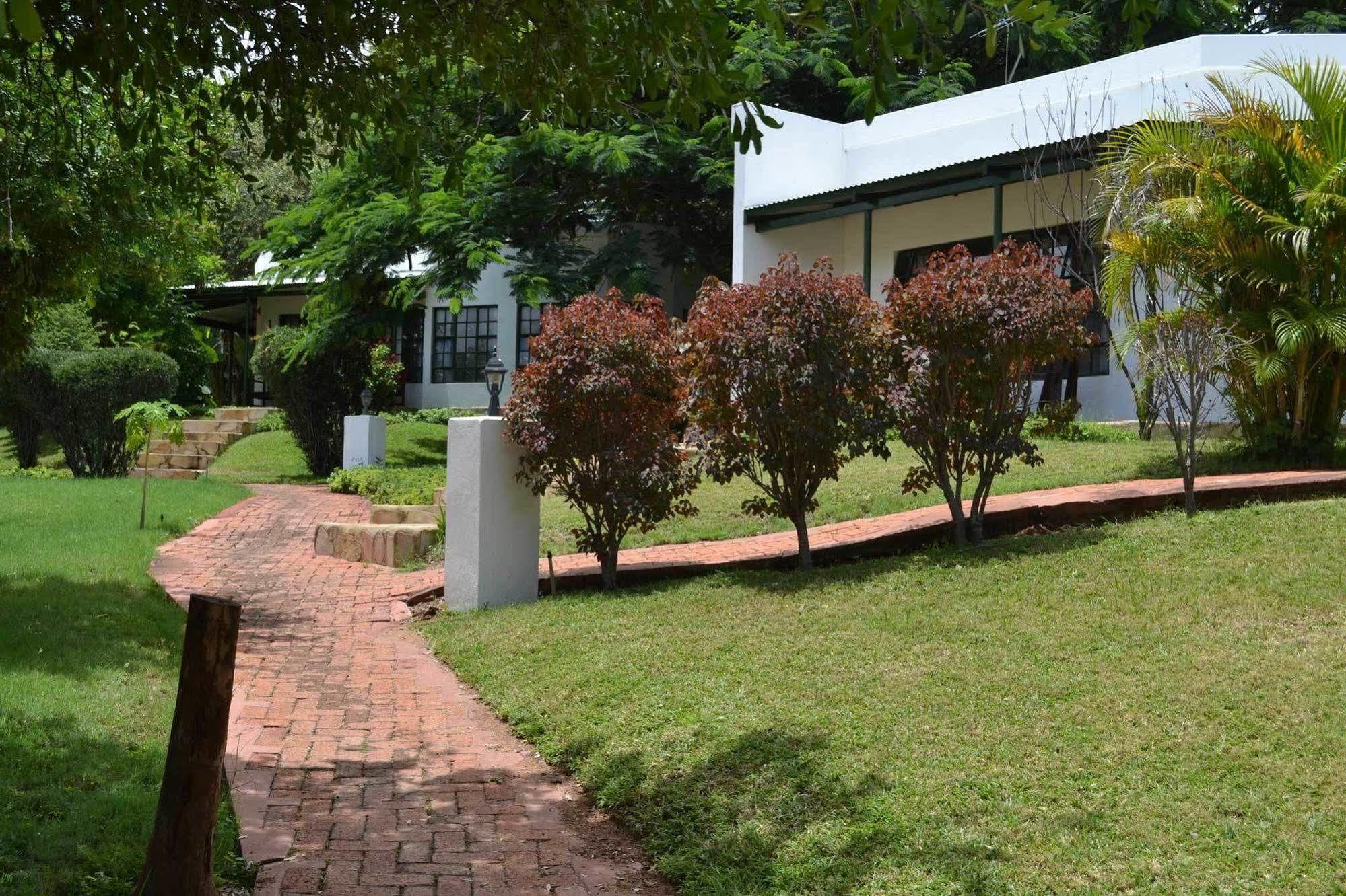 Tambuti Lodge Rundu Εξωτερικό φωτογραφία
